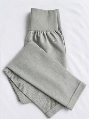 Astoria Activewear Seamless Yoga Leggings - High Waistband - MATCHA - LARGE